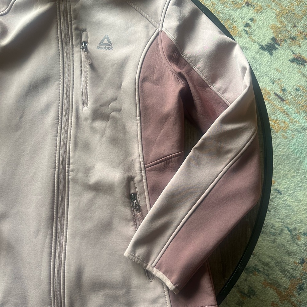 Reebok Women’s Soft Shell Jacket - Picture 3 of 5